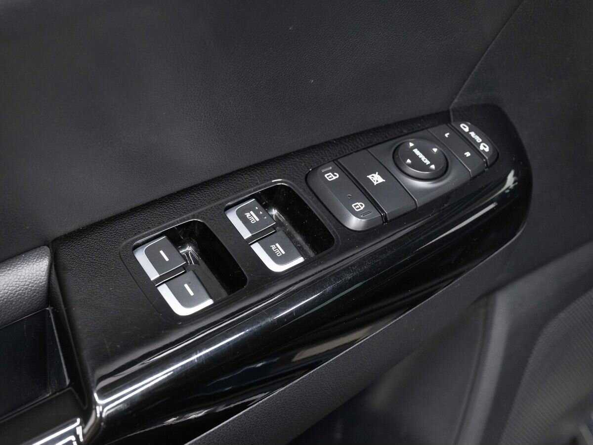 Купить Kia Sportage с пробегом. Фото: #23