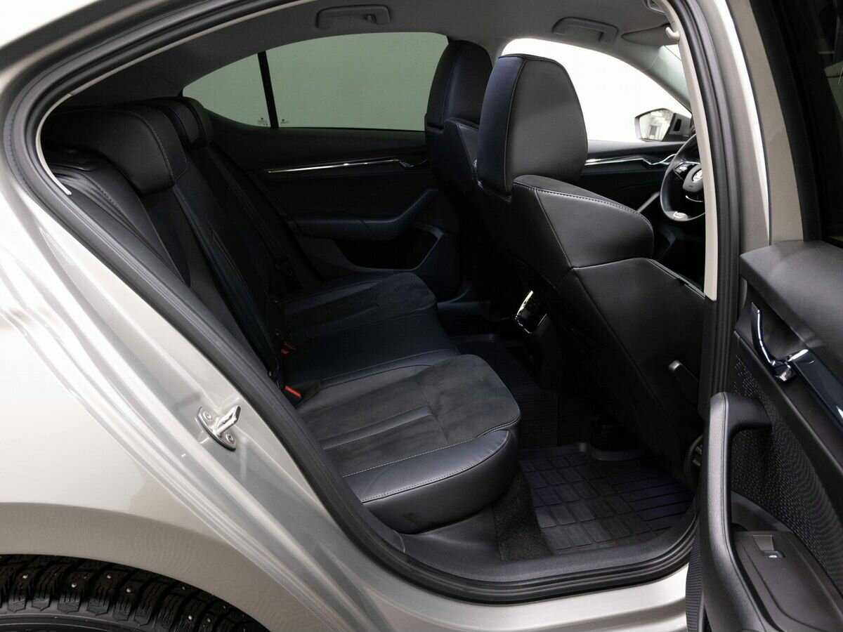 Купить Skoda Octavia с пробегом. Фото: #11