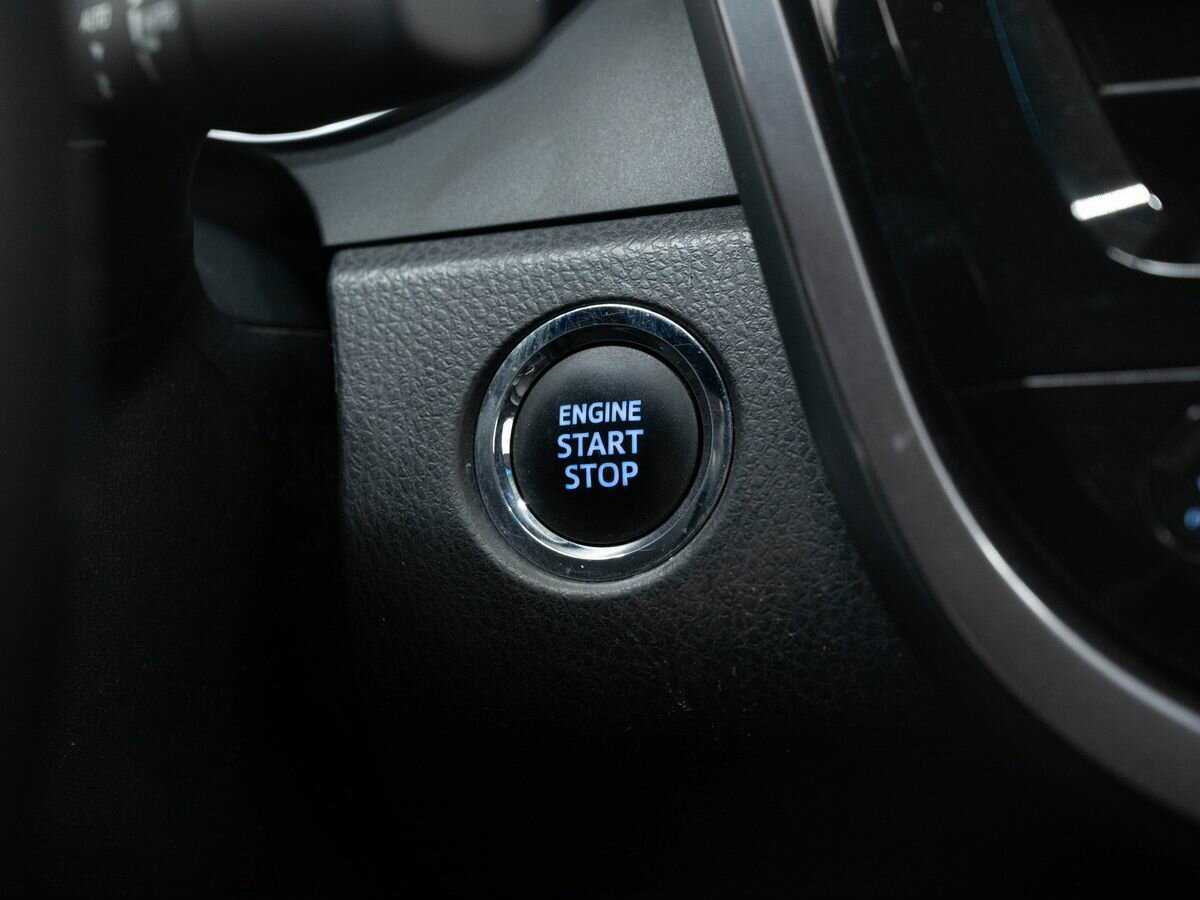 Купить Toyota Camry с пробегом. Фото: #22