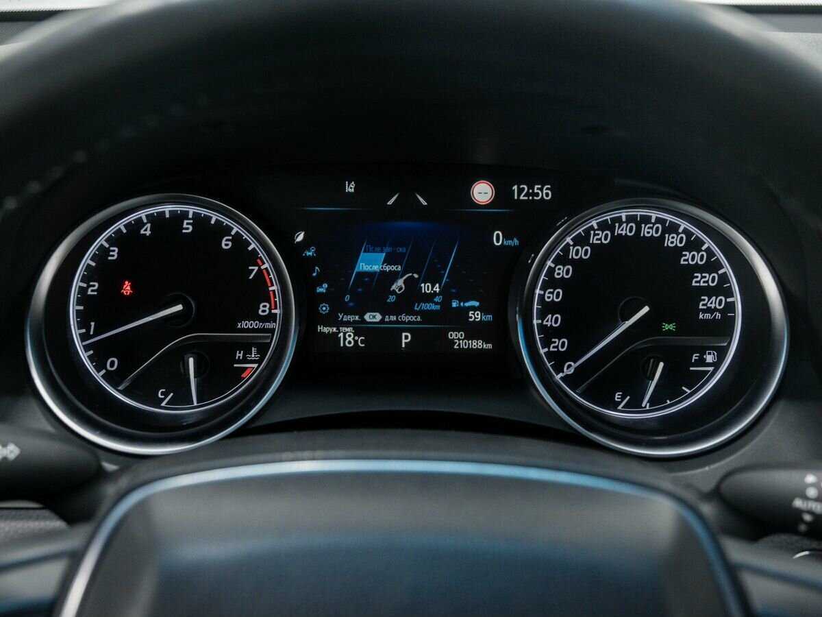 Купить Toyota Camry с пробегом. Фото: #23