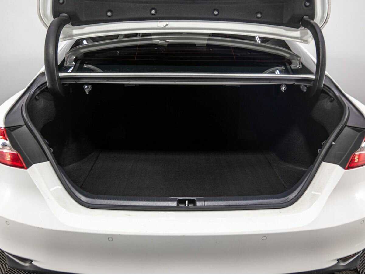 Купить Toyota Camry с пробегом. Фото: #24