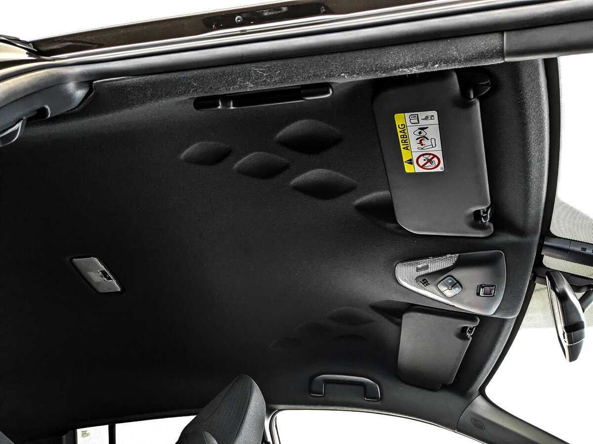 Купить Toyota C-HR с пробегом. Фото: #20