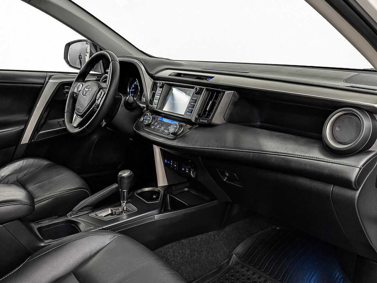 Купить Toyota RAV4 с пробегом. Фото: #12
