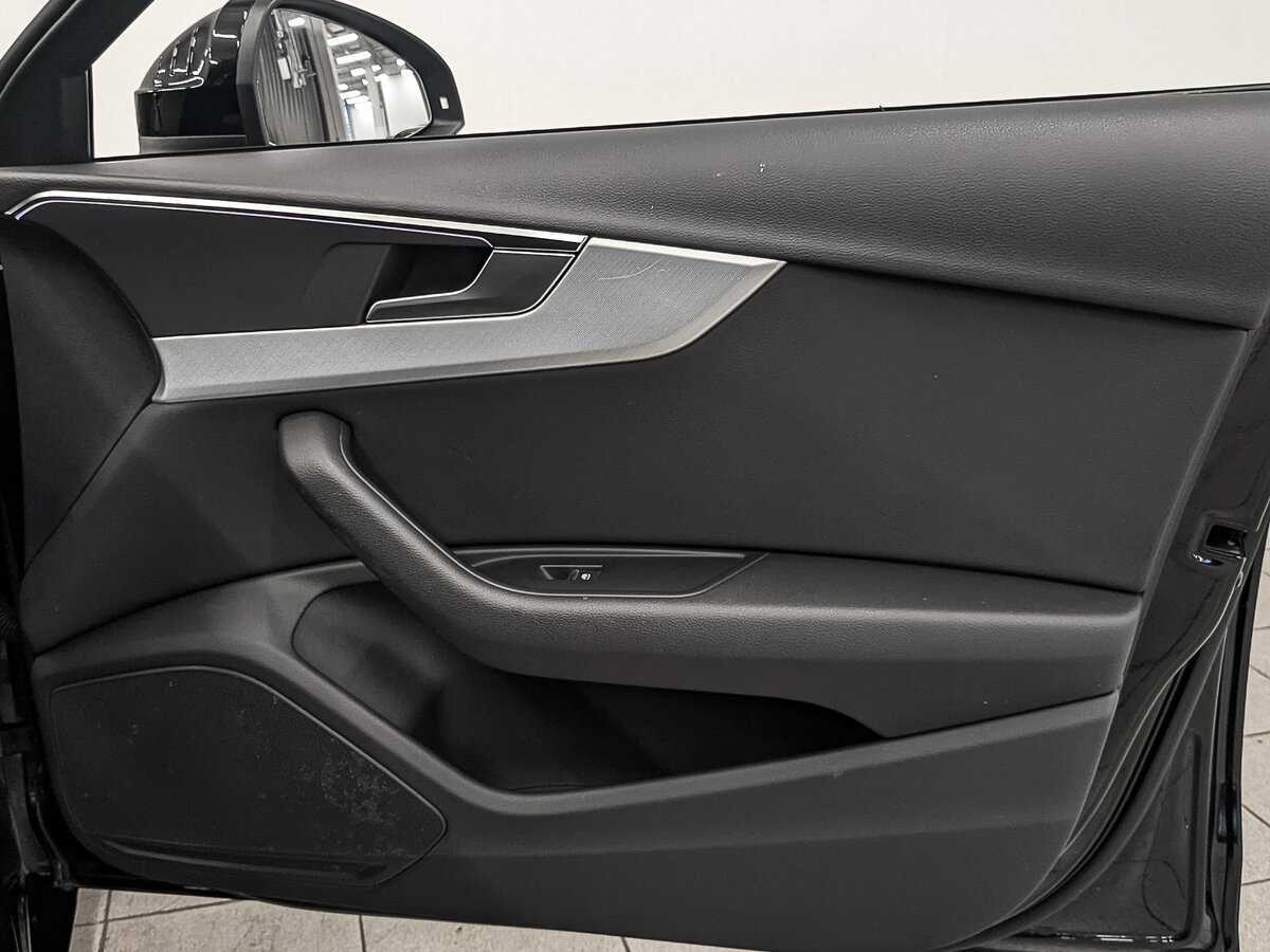 Купить Audi A4 с пробегом. Фото: #23