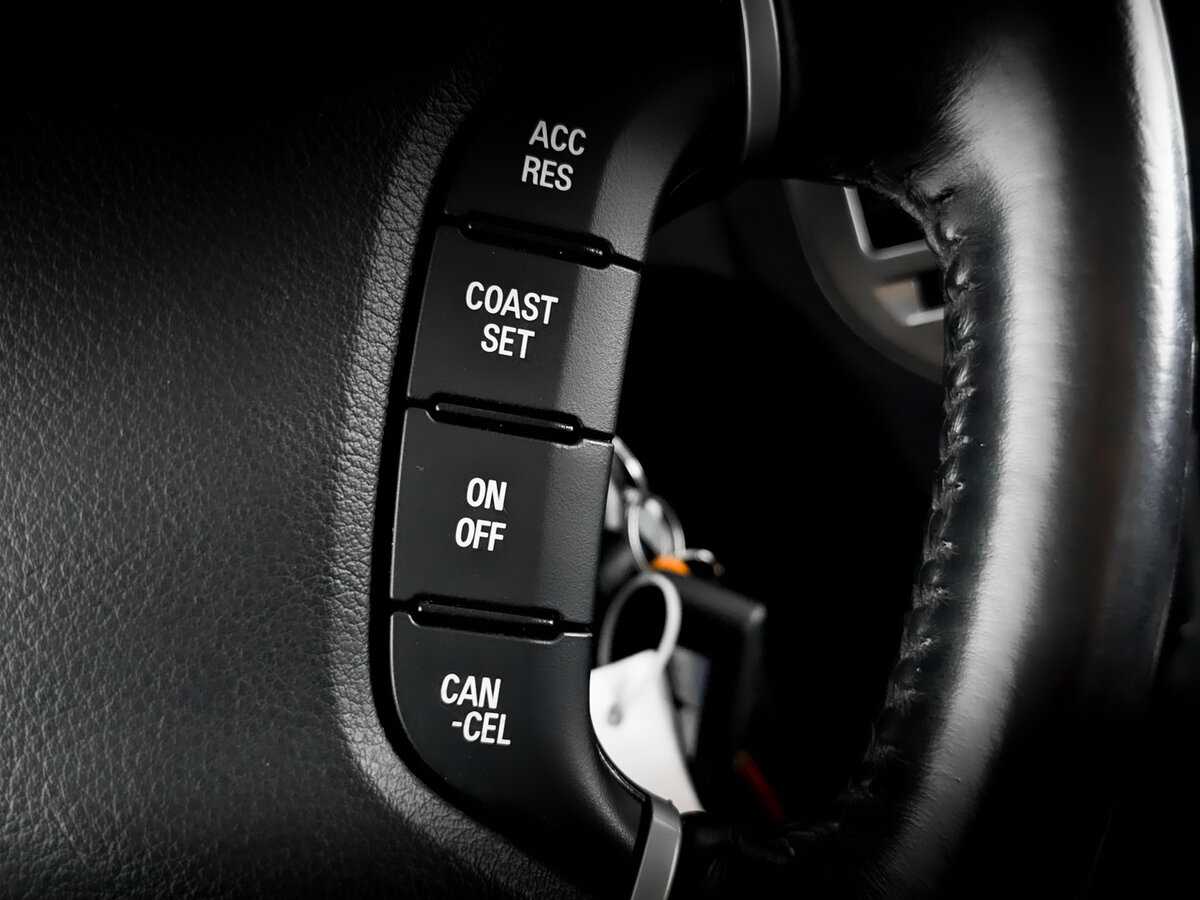 Купить Mitsubishi Pajero с пробегом. Фото: #28