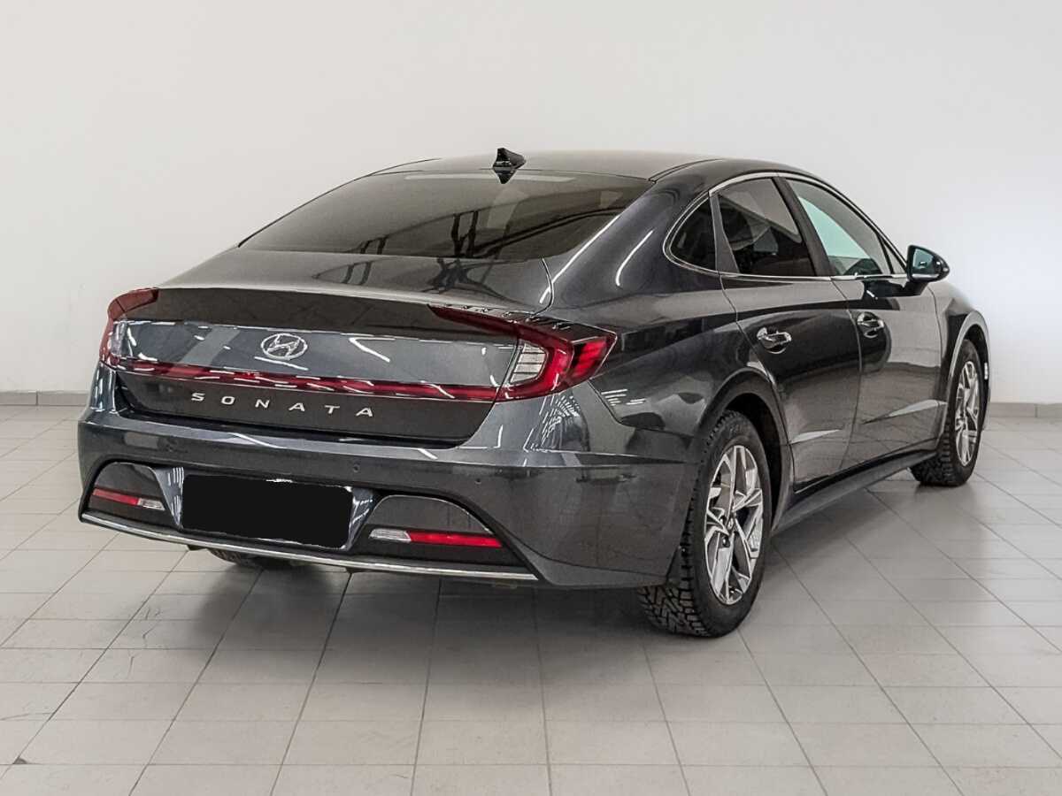 Купить Hyundai Sonata с пробегом. Фото: #4