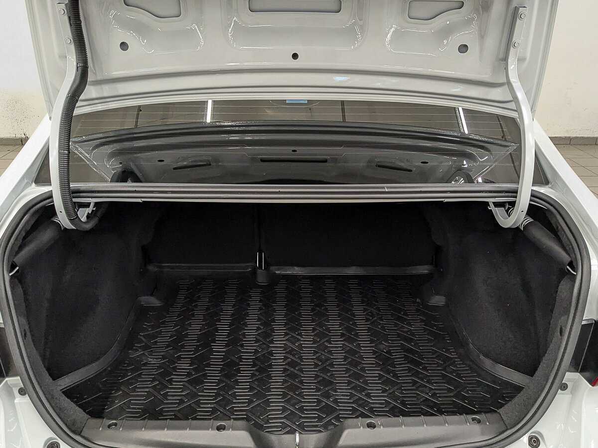 Купить Lada (ВАЗ) Vesta с пробегом. Фото: #9