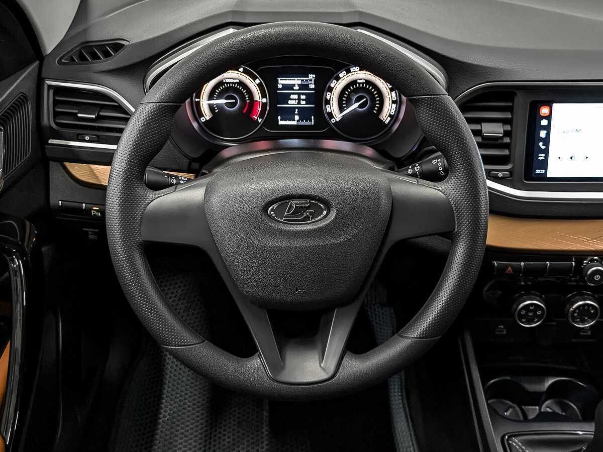 Купить Lada (ВАЗ) Vesta с пробегом. Фото: #21