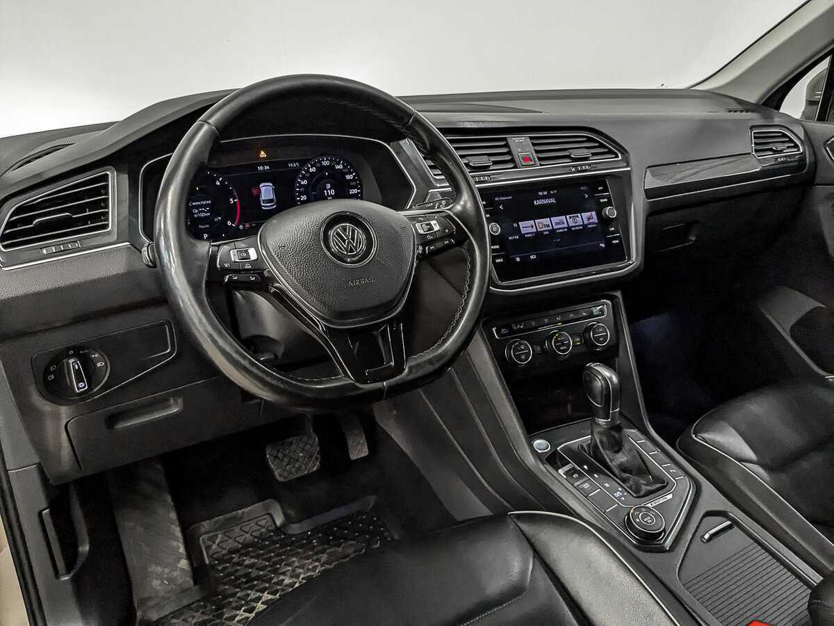 Купить Volkswagen Tiguan с пробегом. Фото: #15