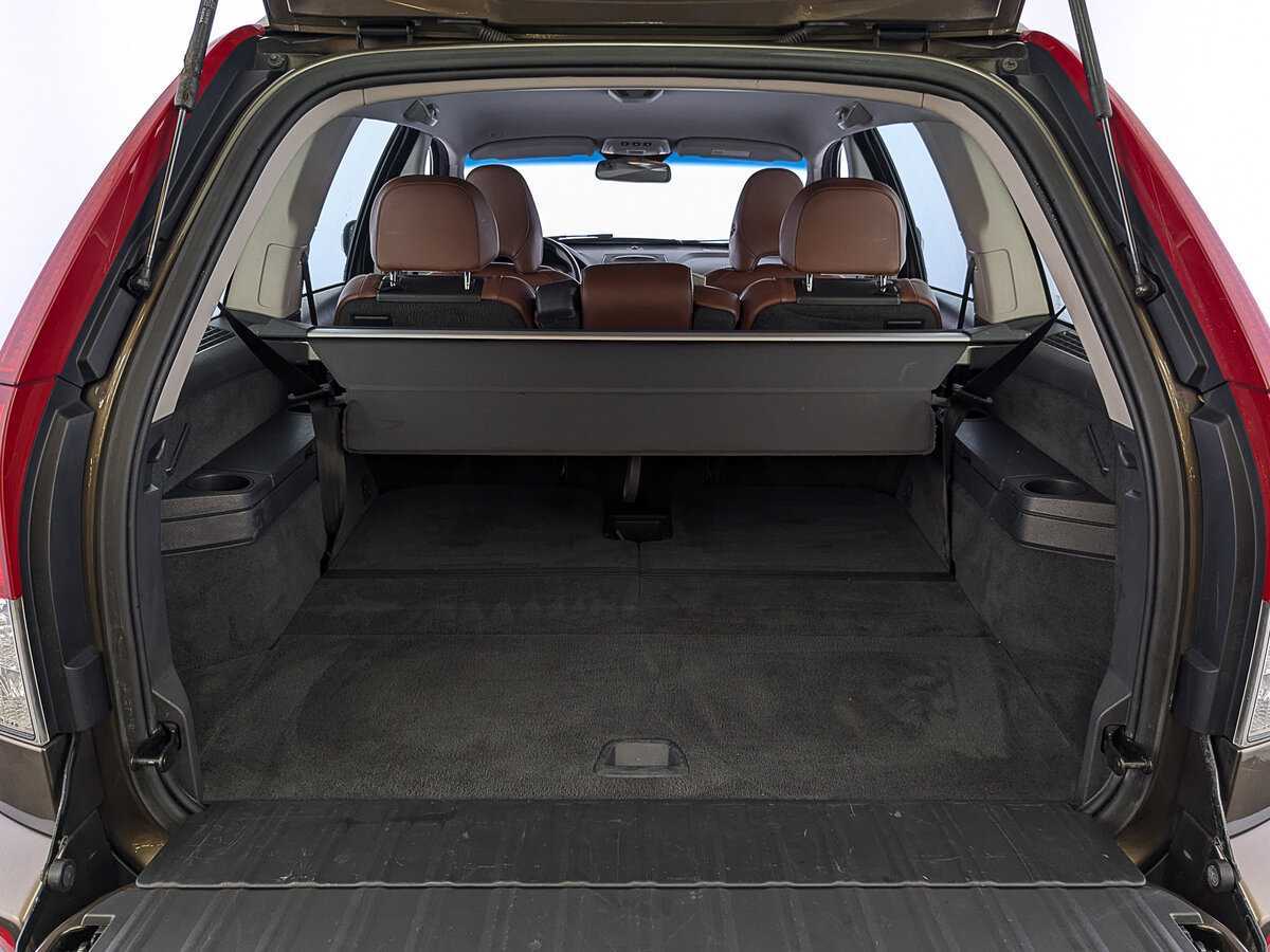 Купить Volvo XC90 с пробегом. Фото: #9