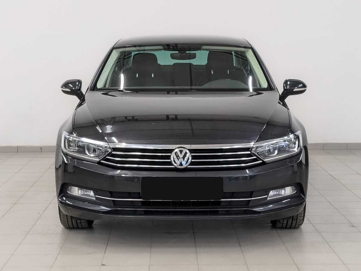 Купить Volkswagen Passat с пробегом. Фото: #1