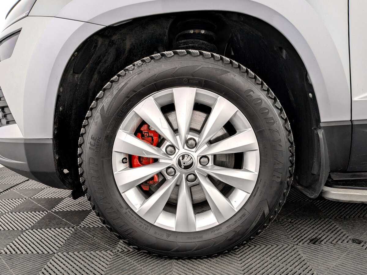 Купить Skoda Karoq с пробегом. Фото: #17