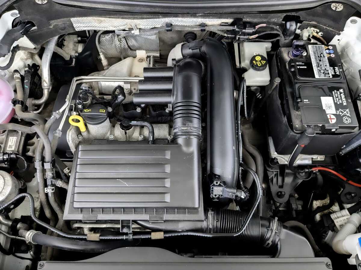 Купить Skoda Karoq с пробегом. Фото: #8