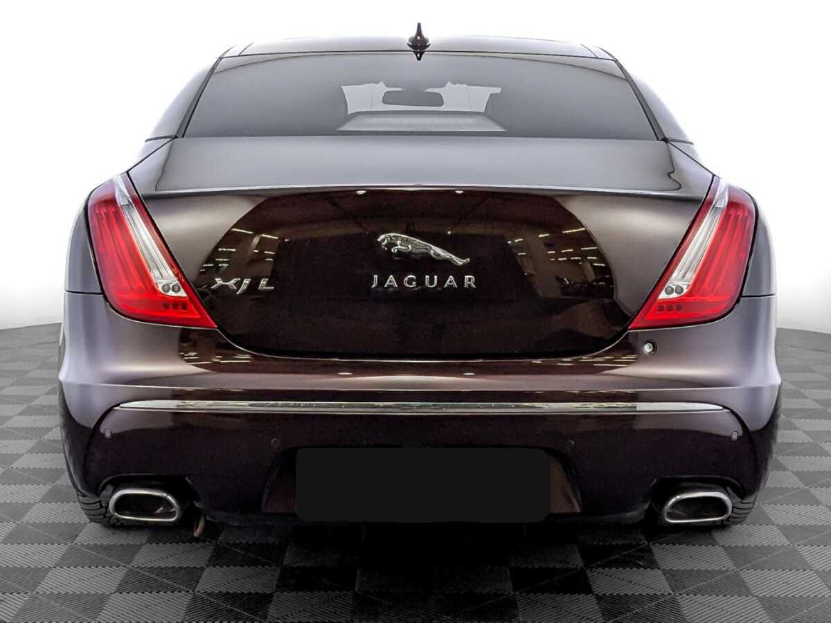 Купить Jaguar XJ с пробегом. Фото: #5
