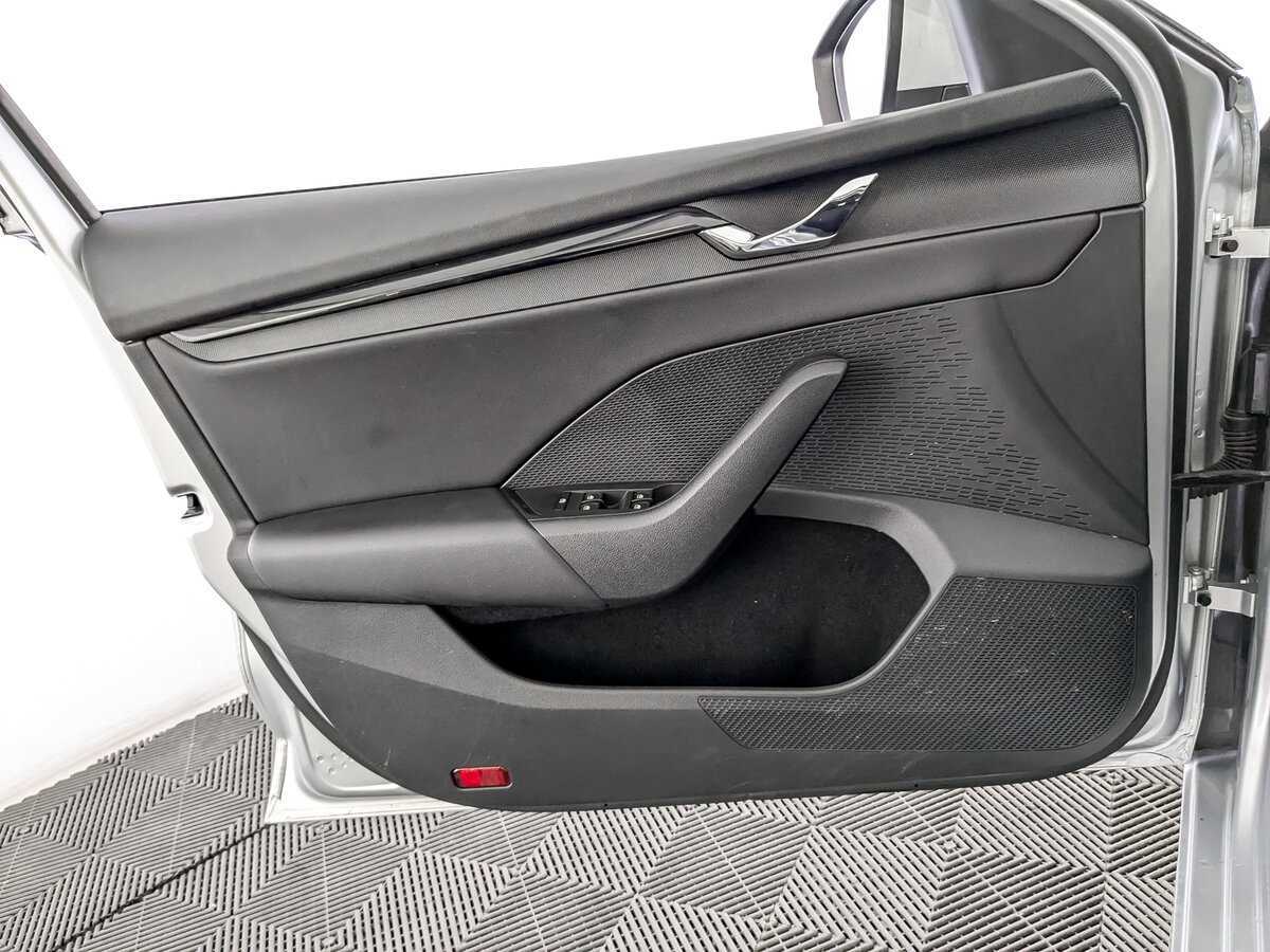 Купить Skoda Octavia с пробегом. Фото: #18