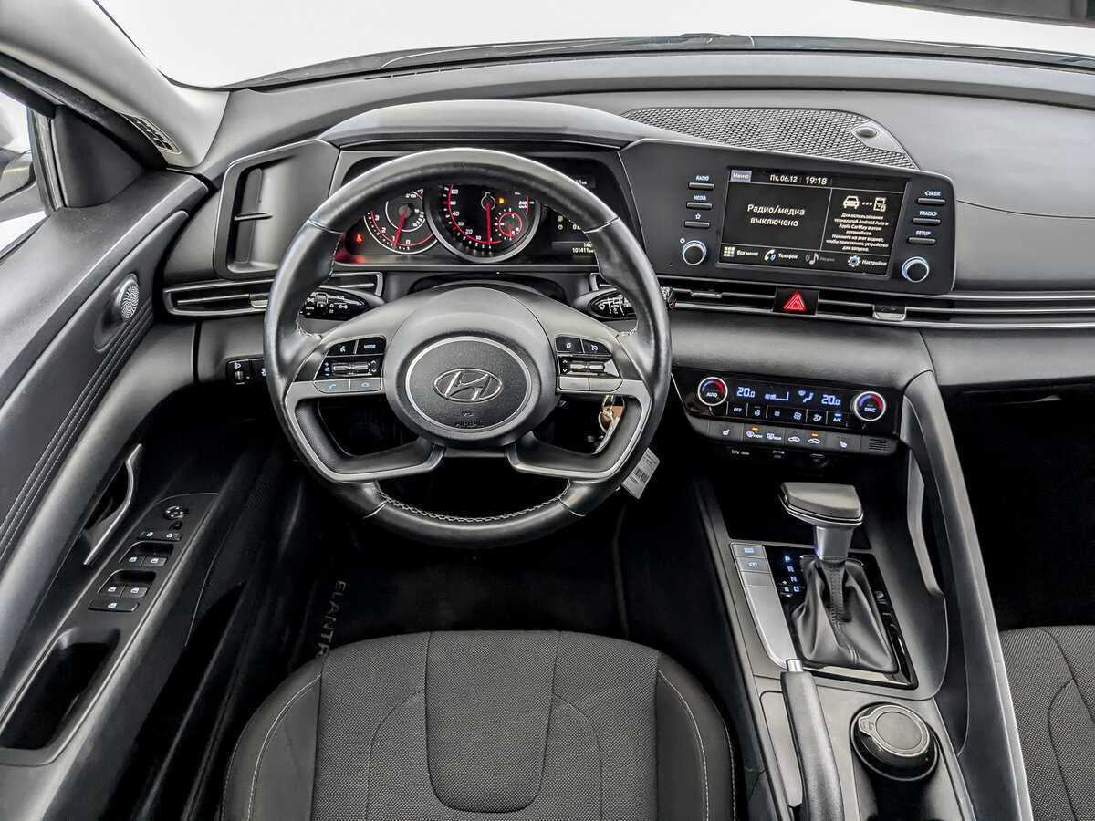 Купить Hyundai Elantra с пробегом. Фото: #22