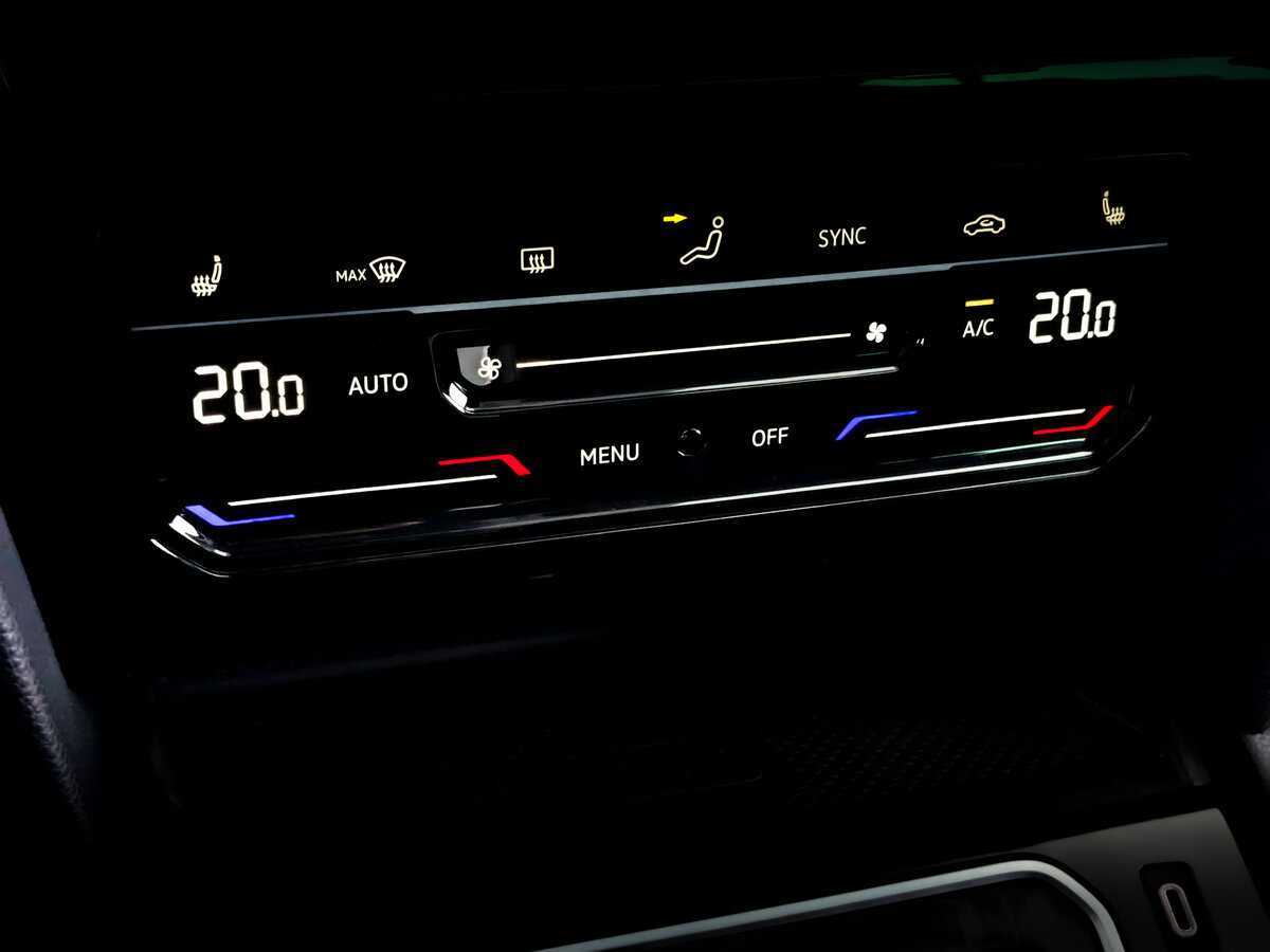 Купить Volkswagen Passat с пробегом. Фото: #26