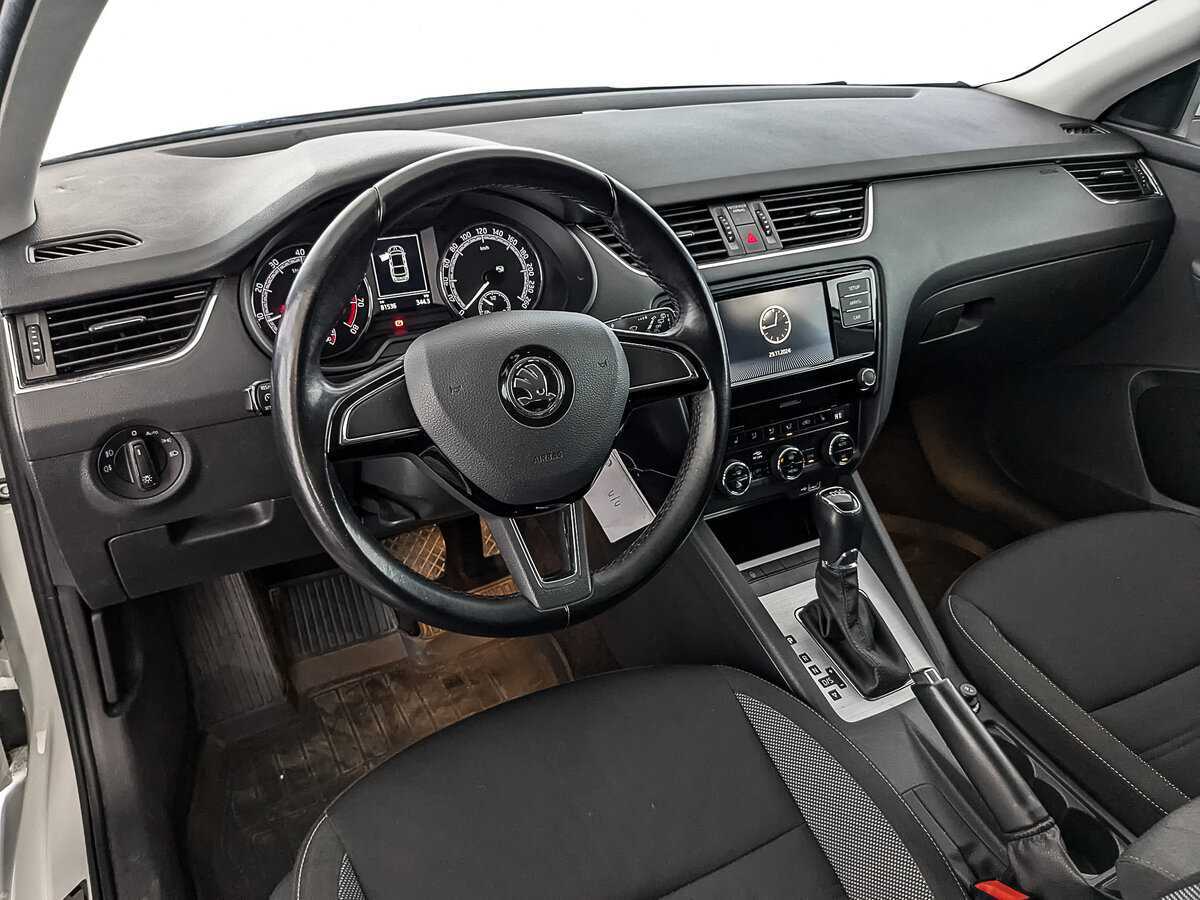 Купить Skoda Octavia с пробегом. Фото: #12