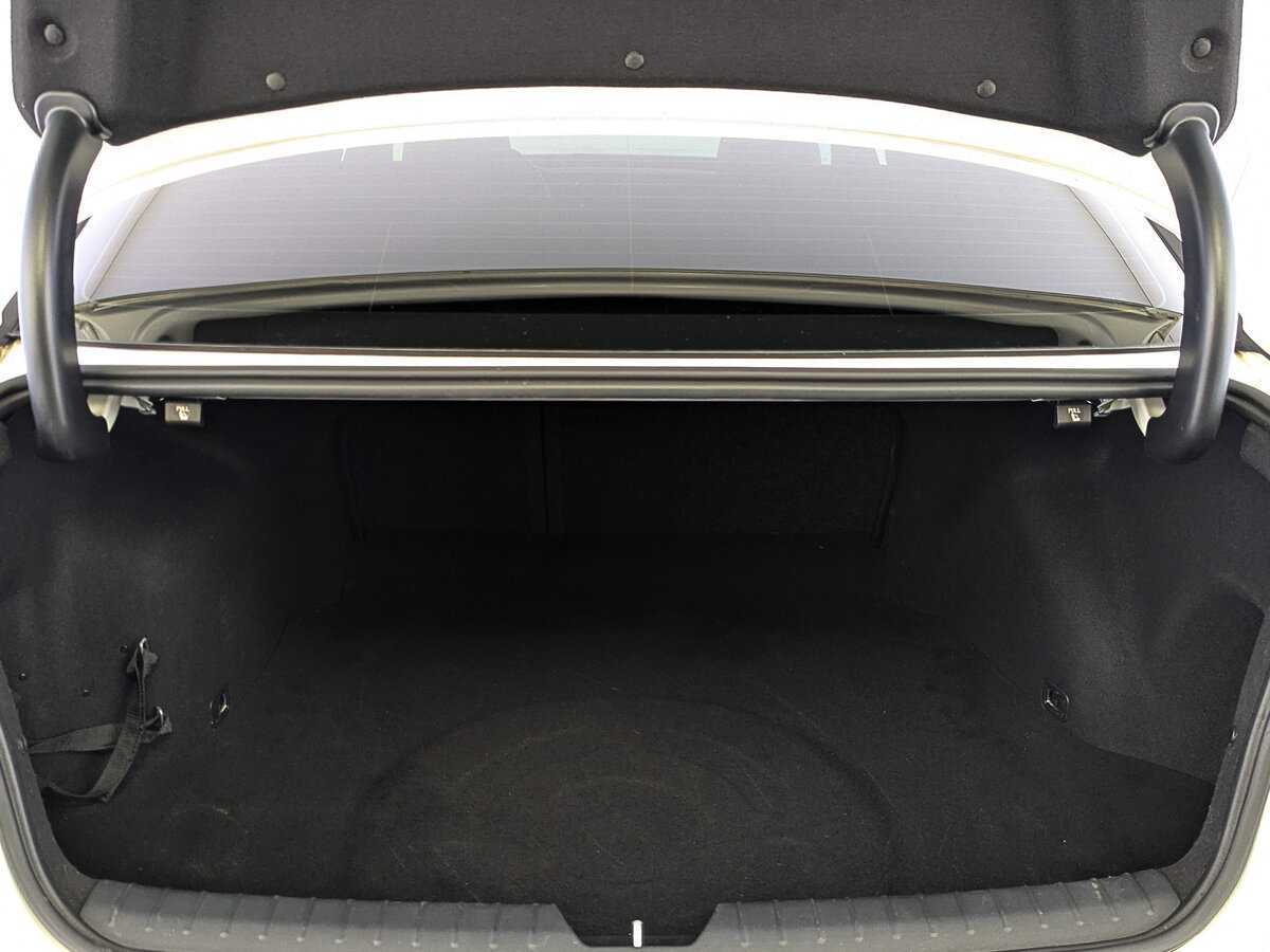 Купить Kia Optima с пробегом. Фото: #9