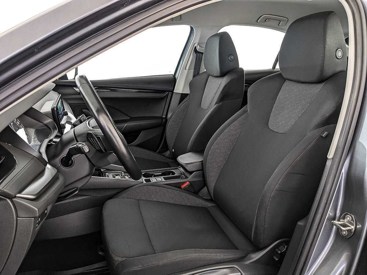 Купить Skoda Octavia с пробегом. Фото: #19