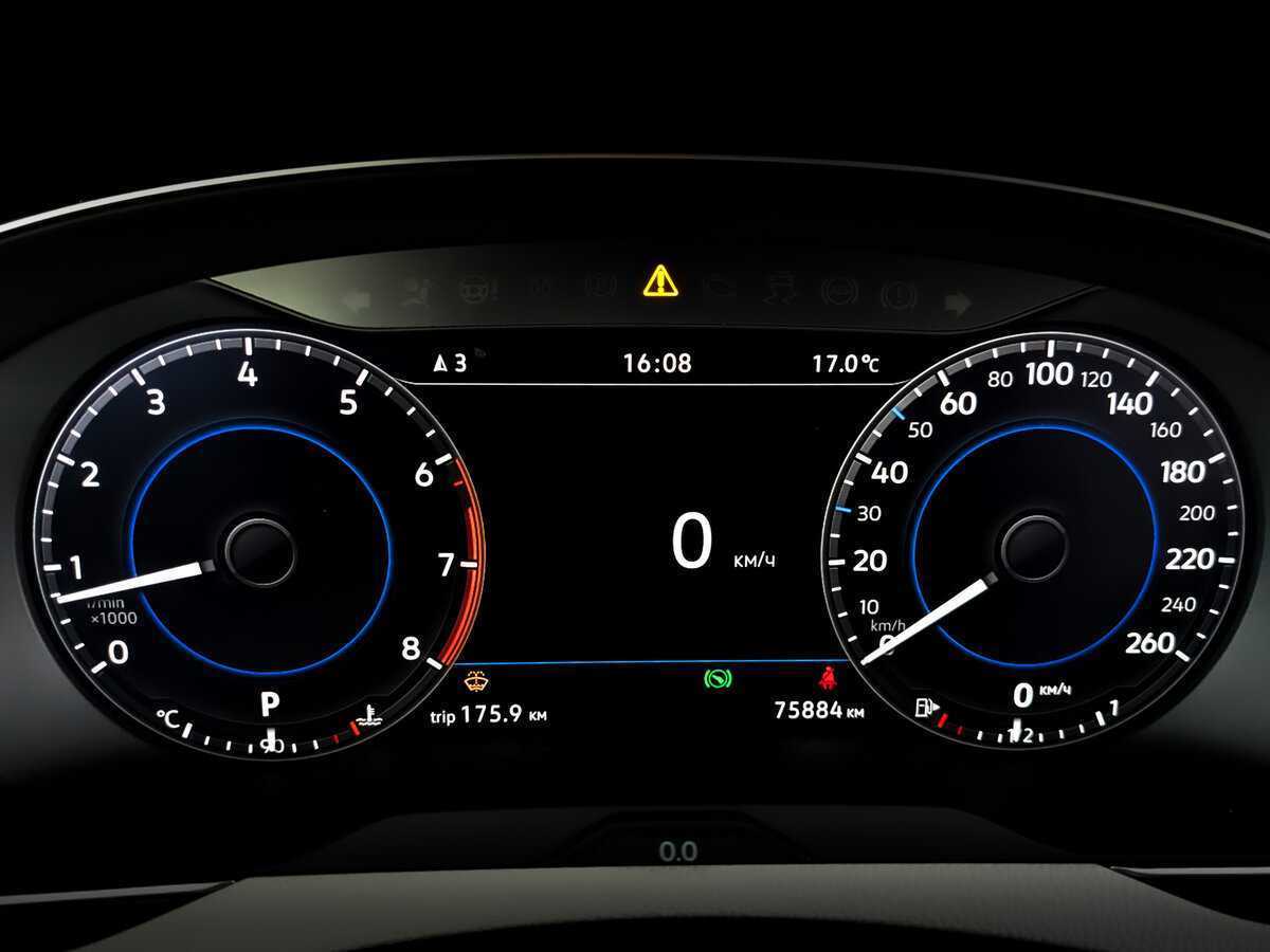 Купить Volkswagen Passat с пробегом. Фото: #12