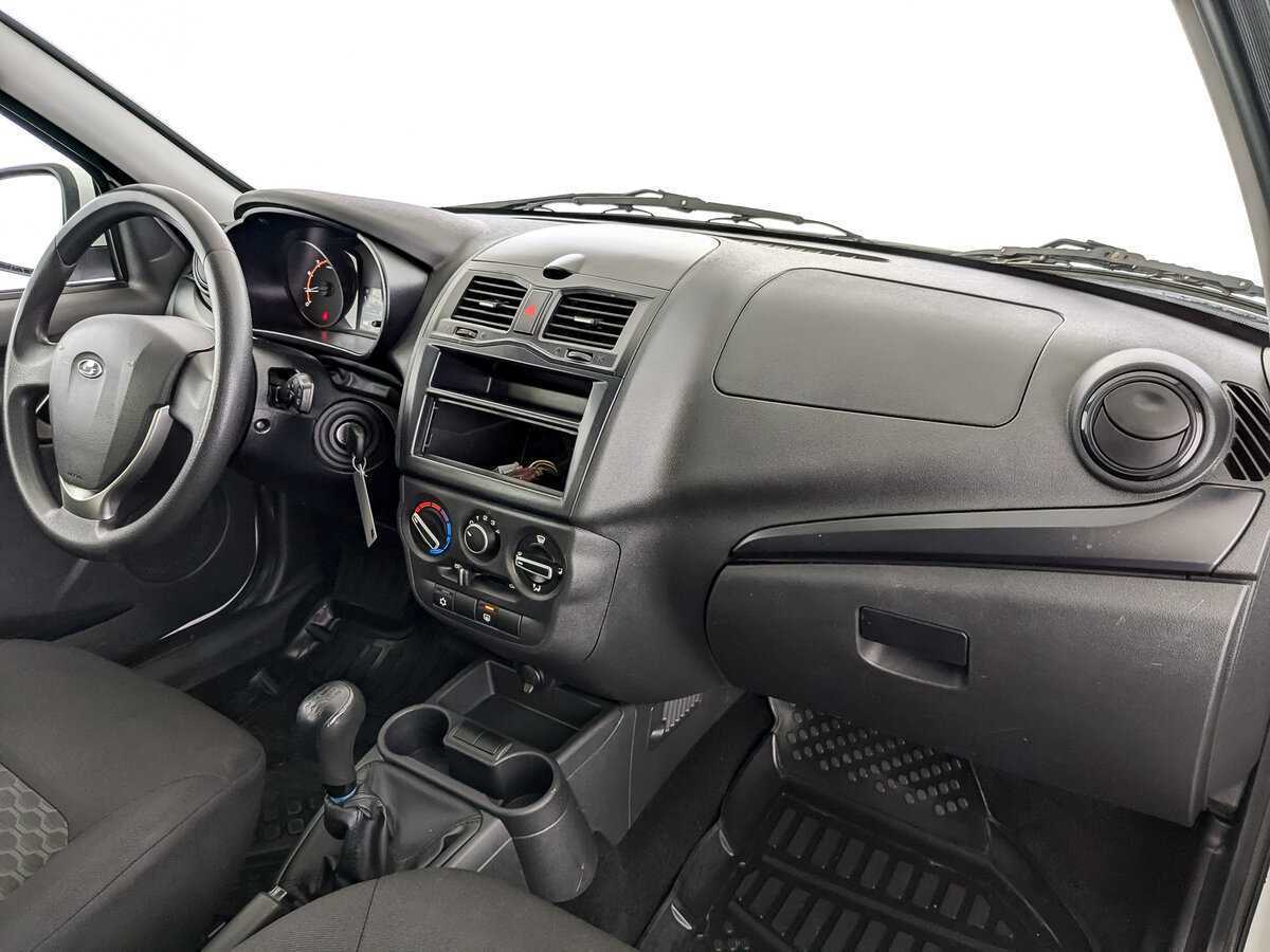 Купить Lada (ВАЗ) Granta с пробегом. Фото: #10