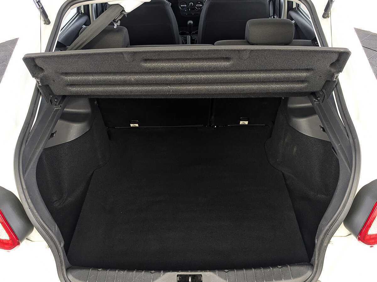 Купить Lada (ВАЗ) Granta с пробегом. Фото: #9