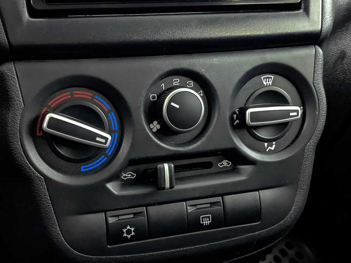 Купить Lada (ВАЗ) Granta с пробегом. Фото: #20