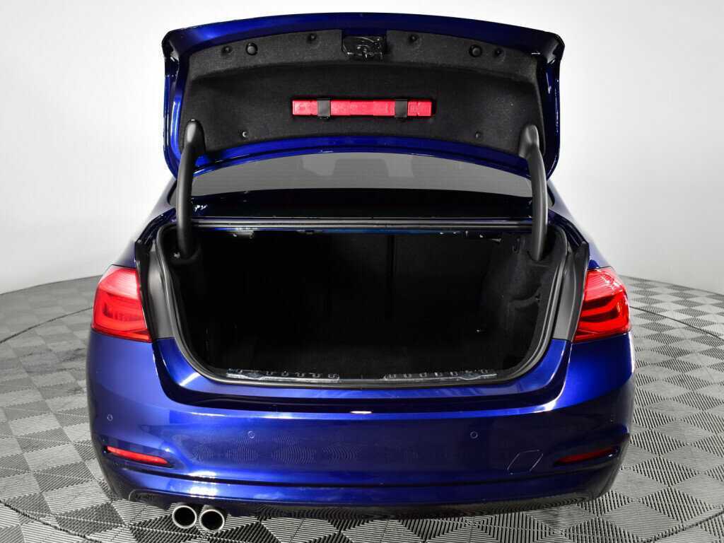 Купить BMW 3 серии с пробегом. Фото: #16