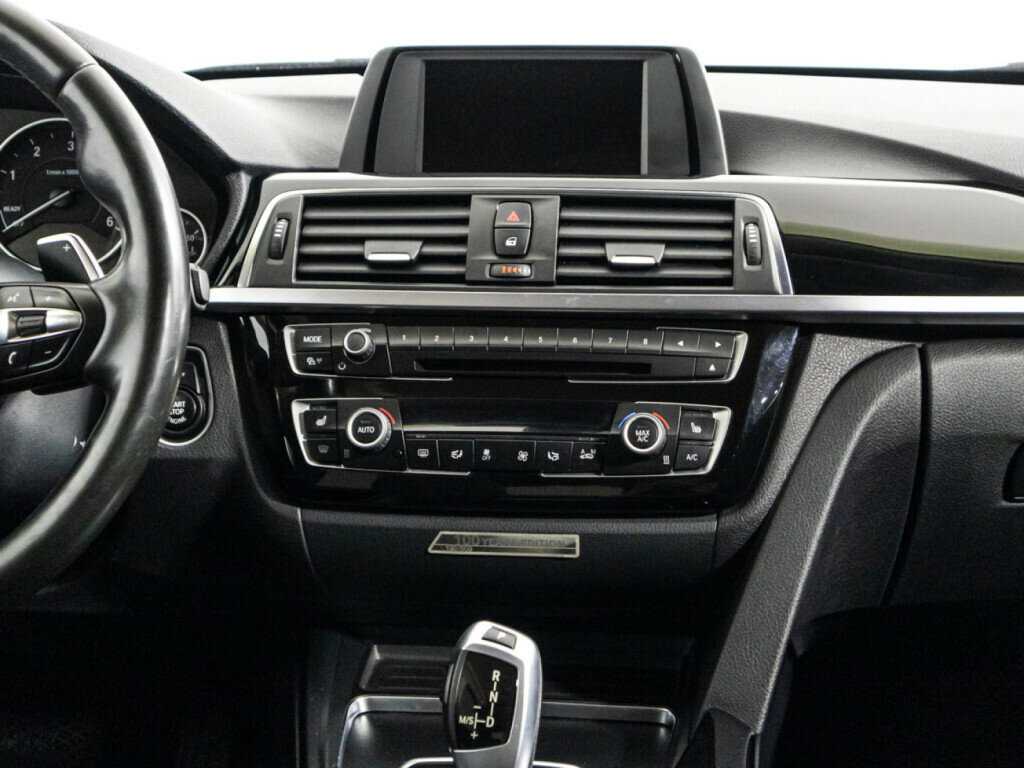 Купить BMW 3 серии с пробегом. Фото: #13