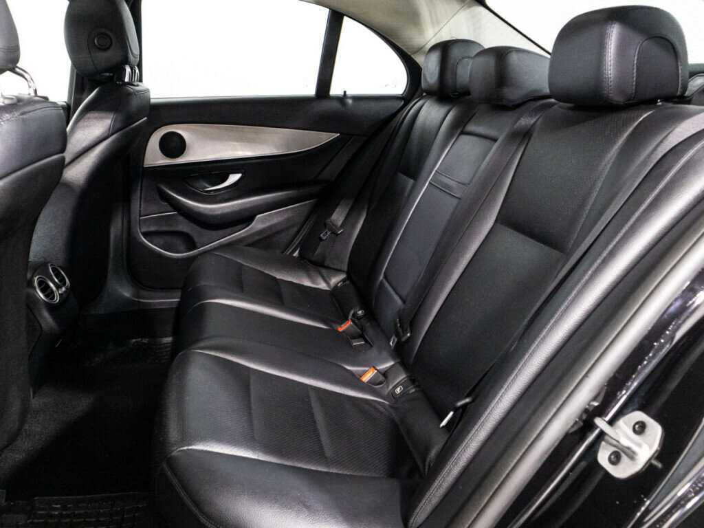 Купить Mercedes-Benz E-Класс с пробегом. Фото: #9