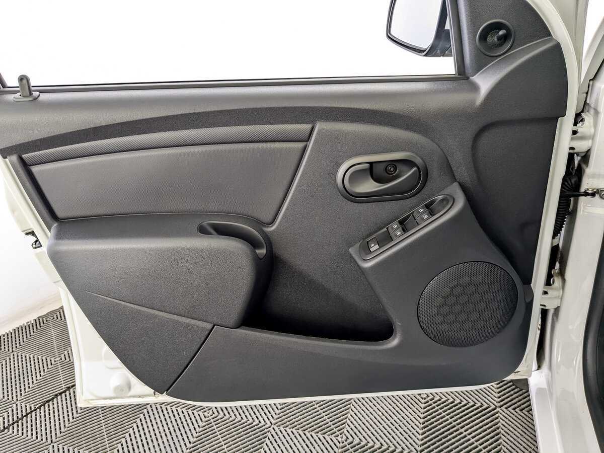 Купить Lada (ВАЗ) Largus с пробегом. Фото: #16