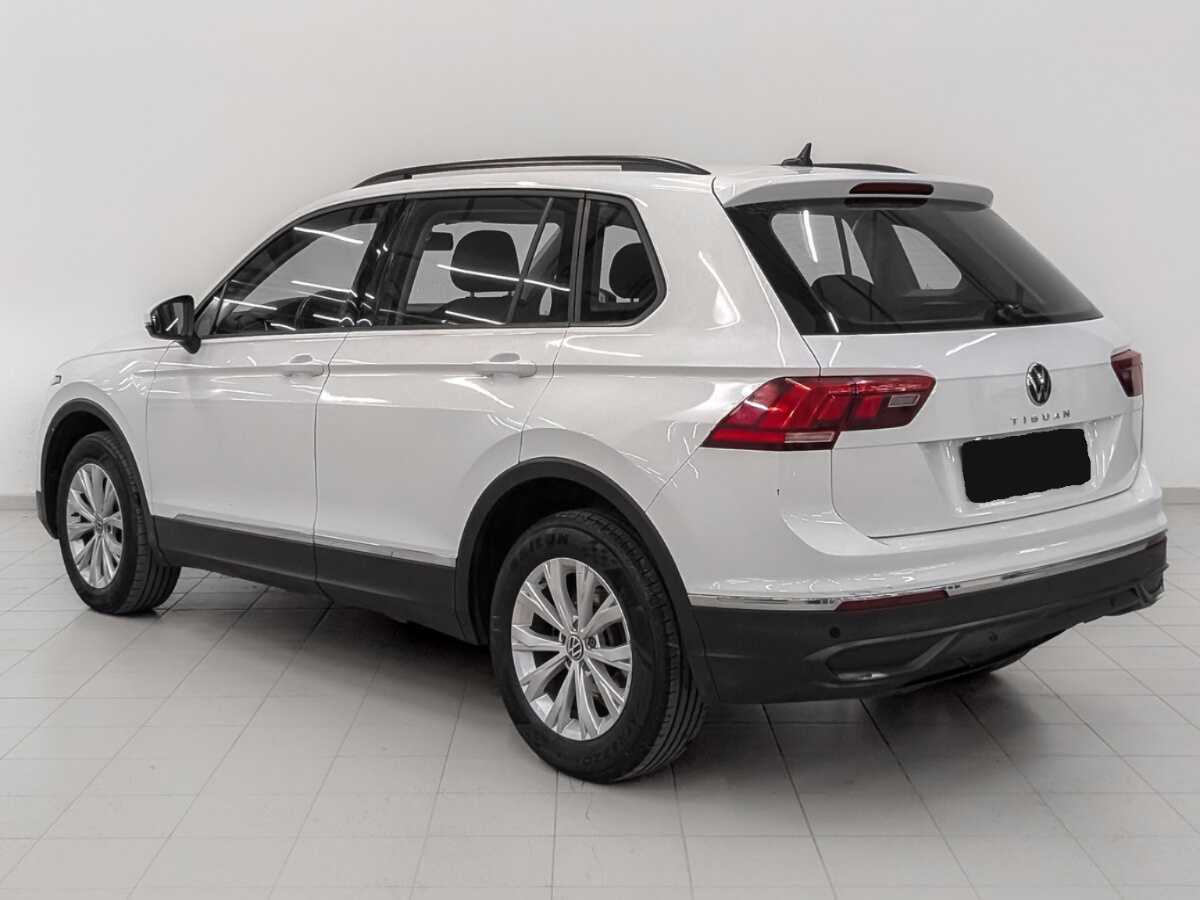 Купить Volkswagen Tiguan с пробегом. Фото: #6