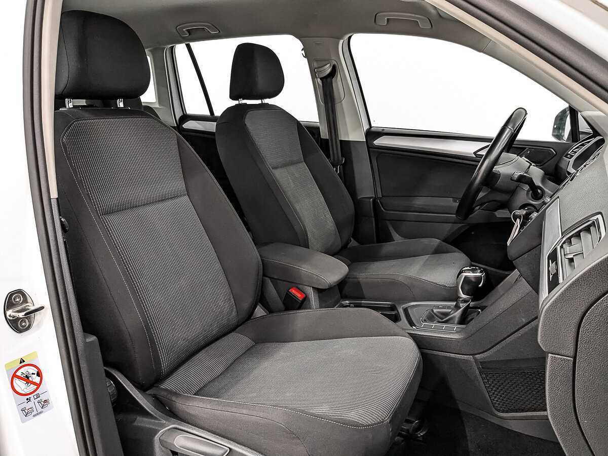 Купить Volkswagen Tiguan с пробегом. Фото: #23