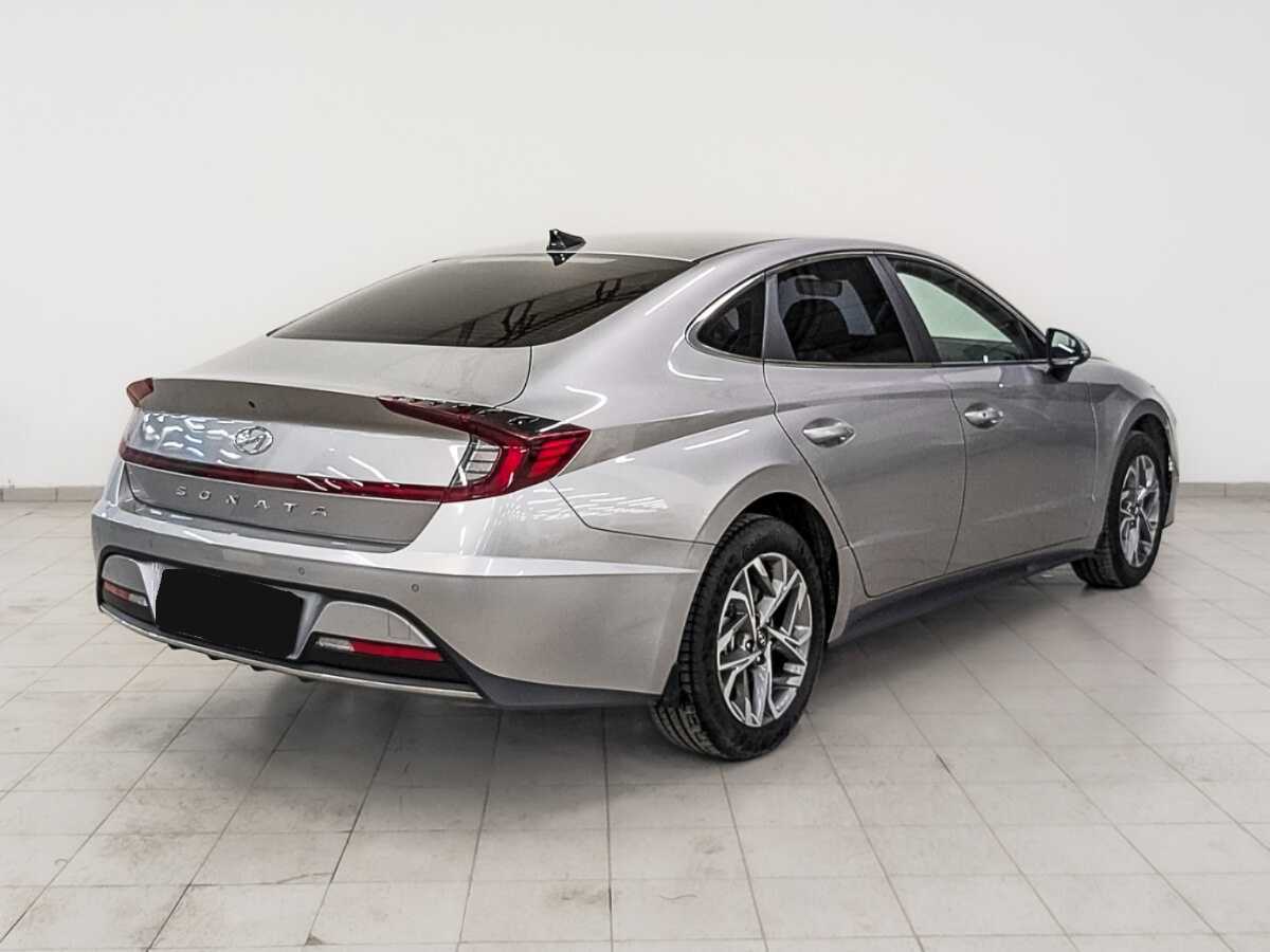Купить Hyundai Sonata с пробегом. Фото: #4