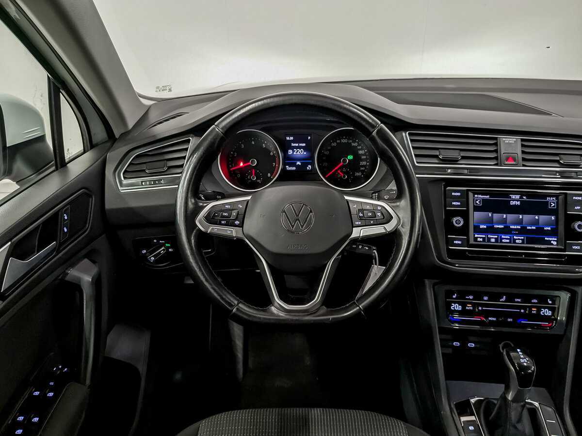Купить Volkswagen Tiguan с пробегом. Фото: #20