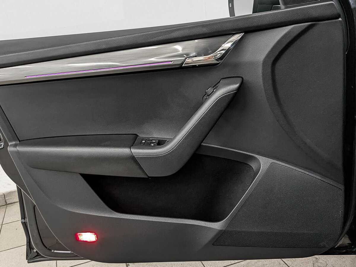 Купить Skoda Octavia с пробегом. Фото: #16