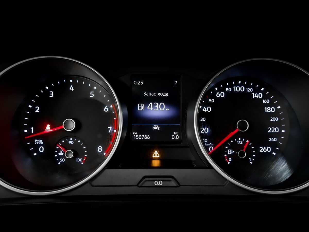 Купить Volkswagen Tiguan с пробегом. Фото: #11