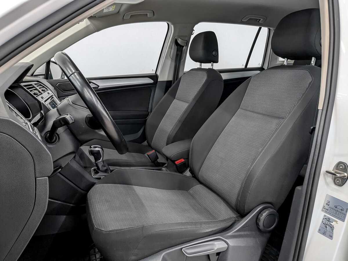 Купить Volkswagen Tiguan с пробегом. Фото: #18