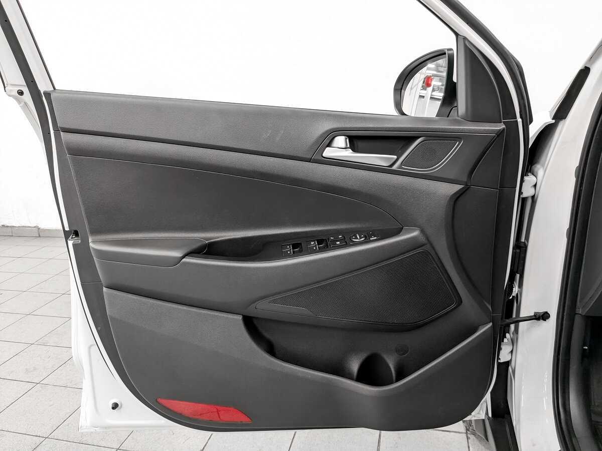 Купить Hyundai Tucson с пробегом. Фото: #18