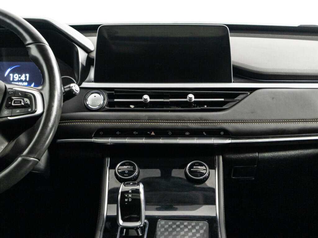 Купить Chery Tiggo 8 с пробегом. Фото: #13