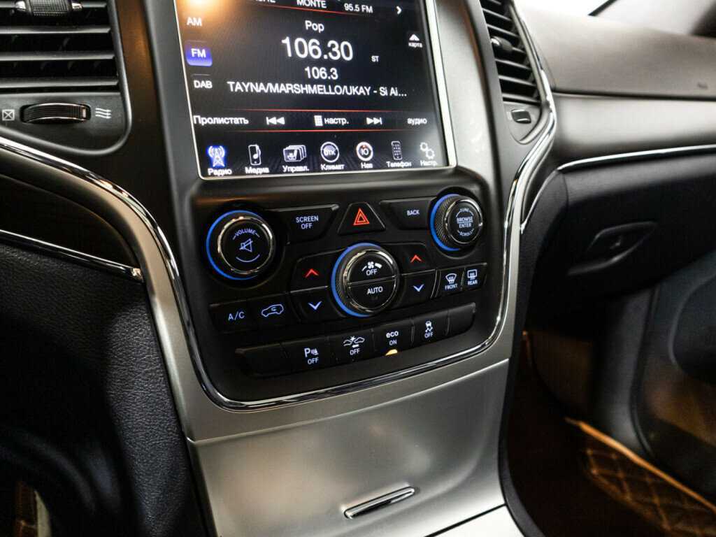 Купить Jeep Grand Cherokee с пробегом. Фото: #18