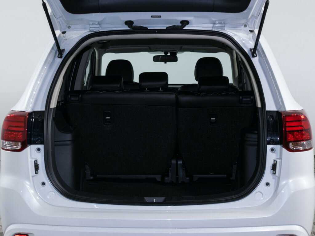 Купить Mitsubishi Outlander с пробегом. Фото: #6