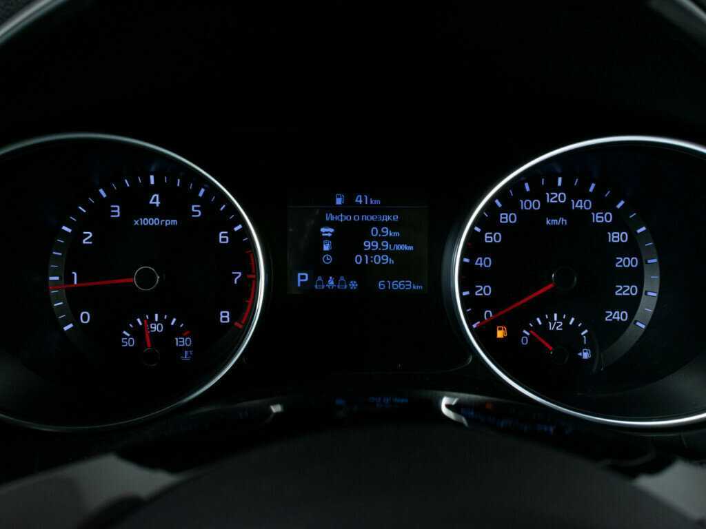 Купить Kia Ceed с пробегом. Фото: #10