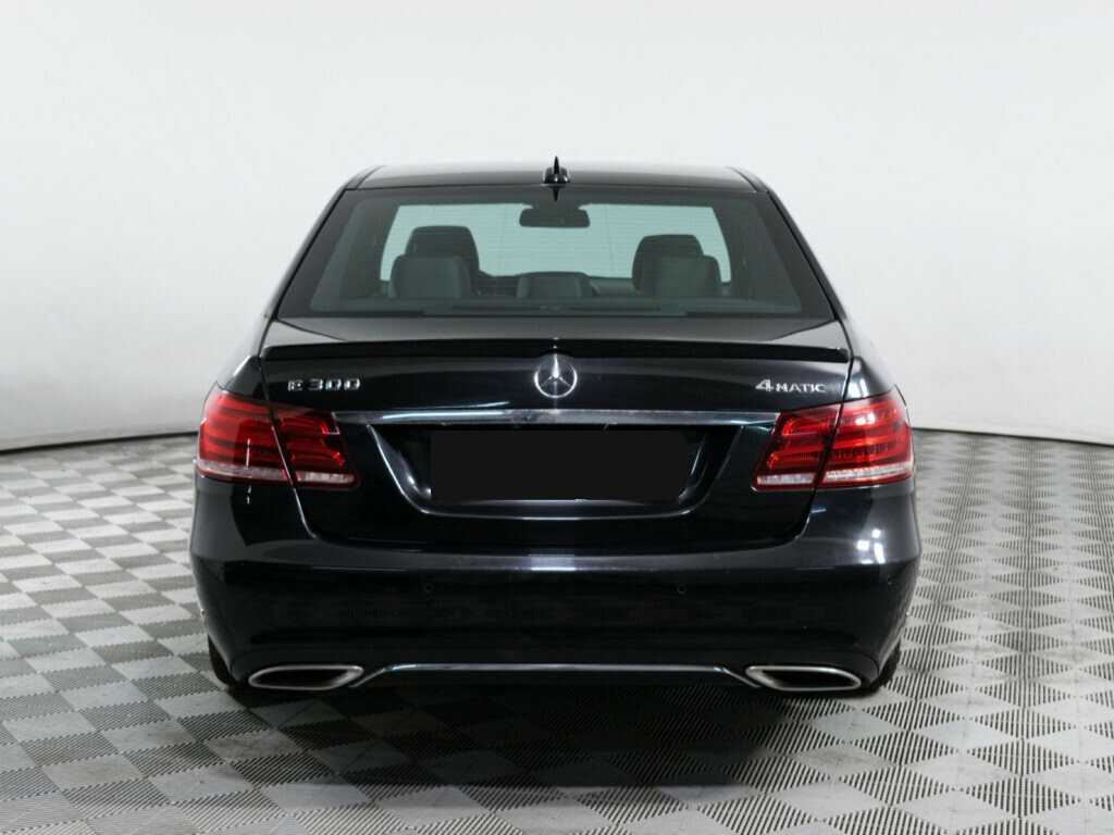 Купить Mercedes-Benz E-Класс с пробегом. Фото: #4