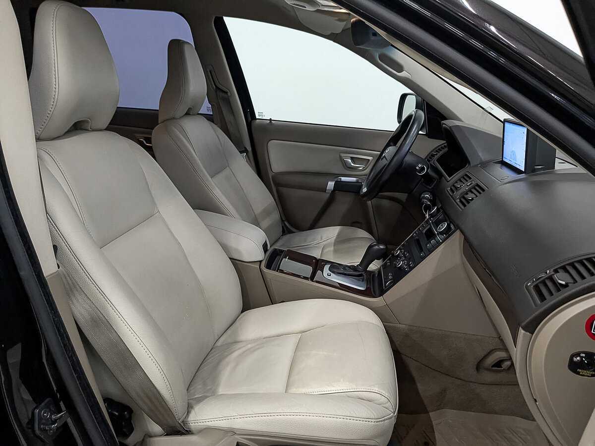 Купить Volvo XC90 с пробегом. Фото: #21