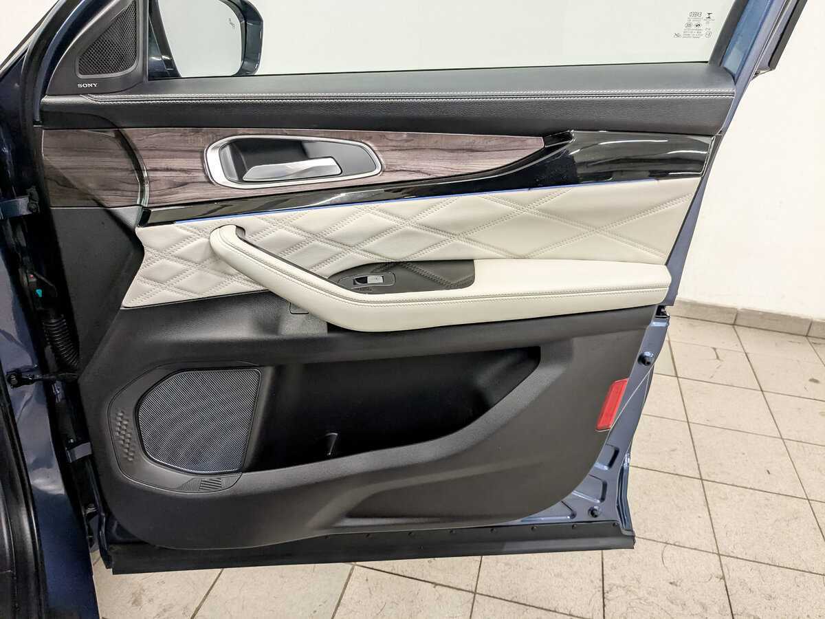 Купить EXEED VX с пробегом. Фото: #23