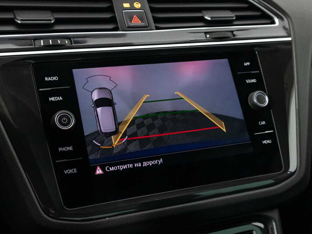 Купить Volkswagen Tiguan с пробегом. Фото: #19