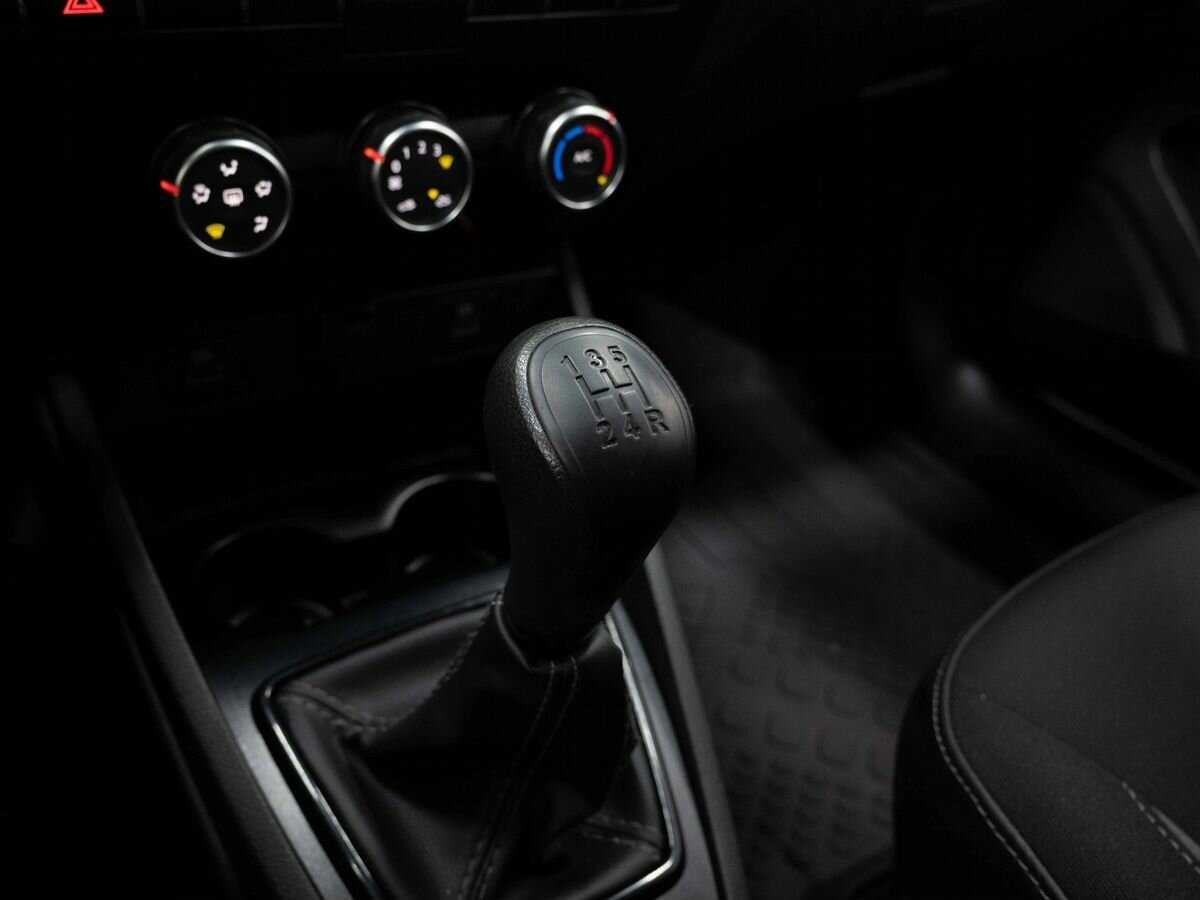 Купить Lada (ВАЗ) Vesta с пробегом. Фото: #20