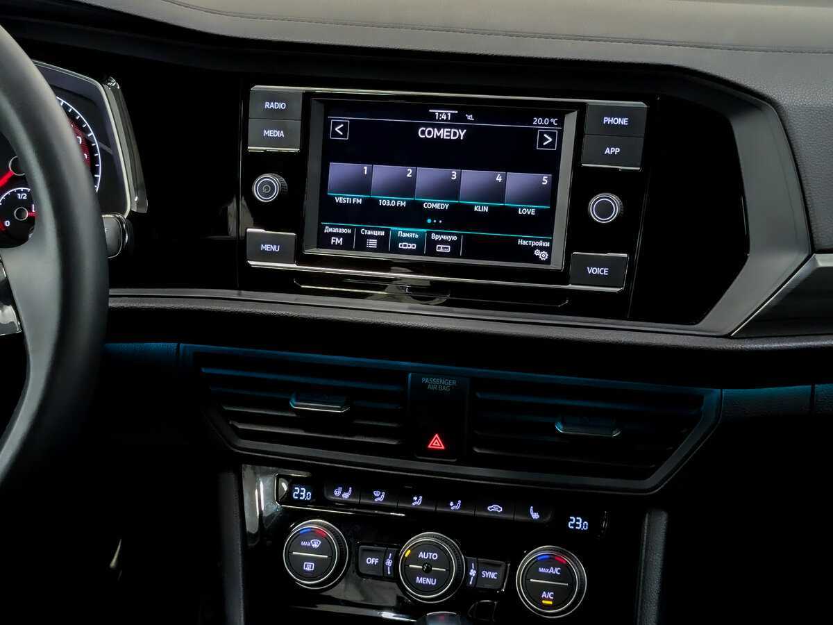 Купить Volkswagen Jetta с пробегом. Фото: #14